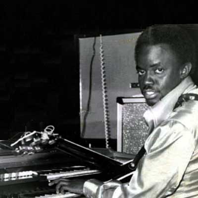 cheikh_clavier_fiche.jpg